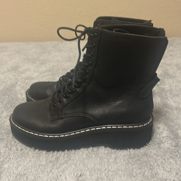 Like New!!Kendall & Kyle Women’s Hunt2 Combat Boots Black ,Size 7.5M - Picture 7 of 16